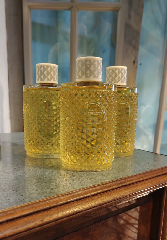 Eau de cologne triple concentré JUSTINE. Louis Féraud Paris.