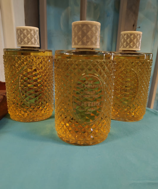 Eau de cologne triple concentré JUSTINE. Louis Féraud Paris.