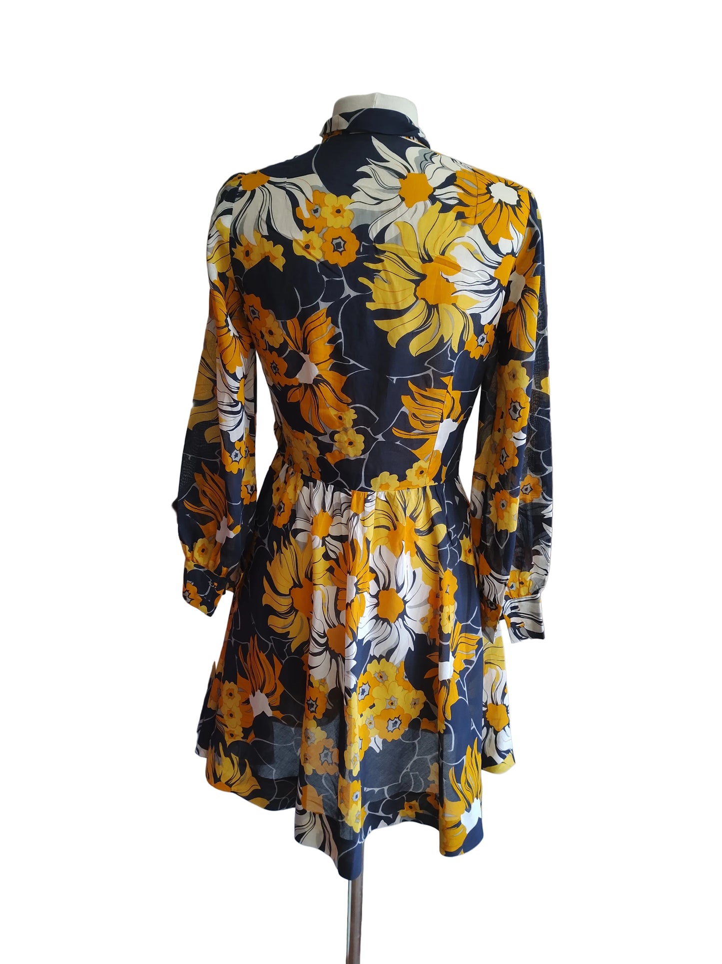 Robe fleurie vintage col Lavallière taille 36
