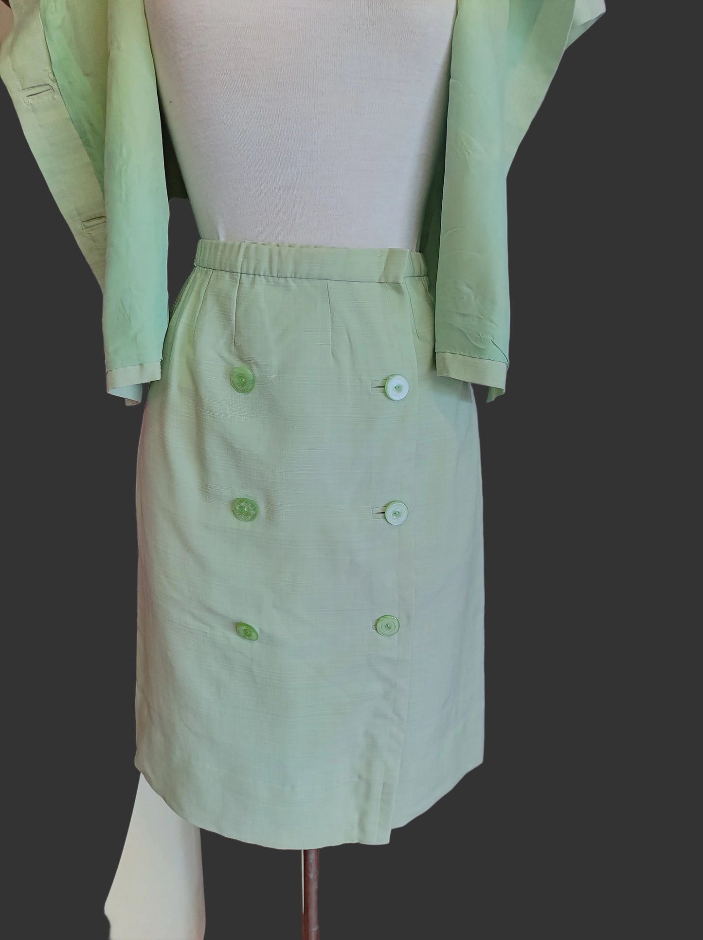 Tailleur vintage pistache. Taille 38