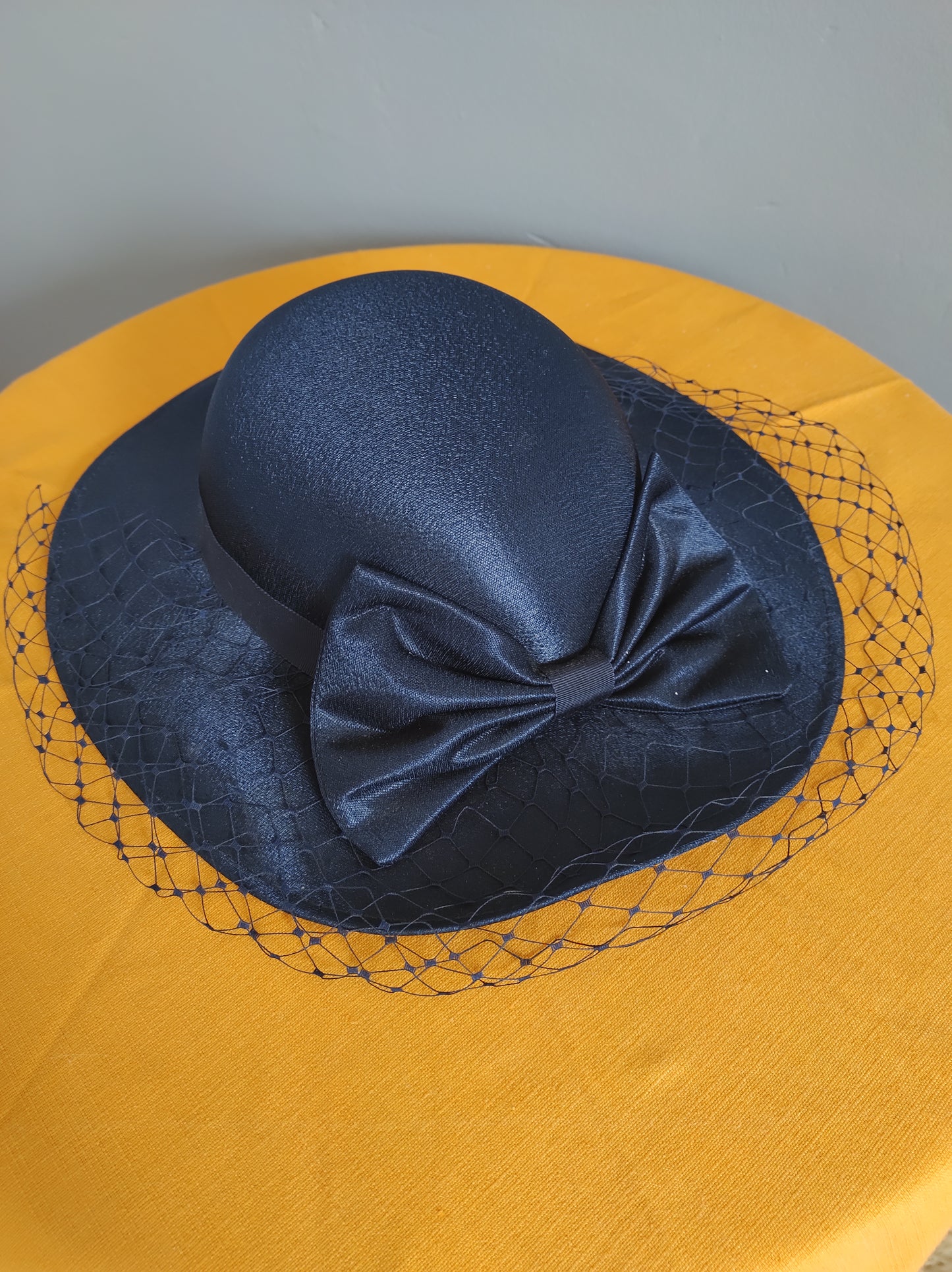 Chapeau à voilette